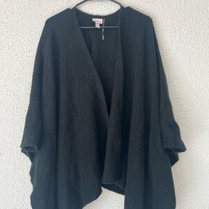 Ingrid & Isabel Black Poncho
